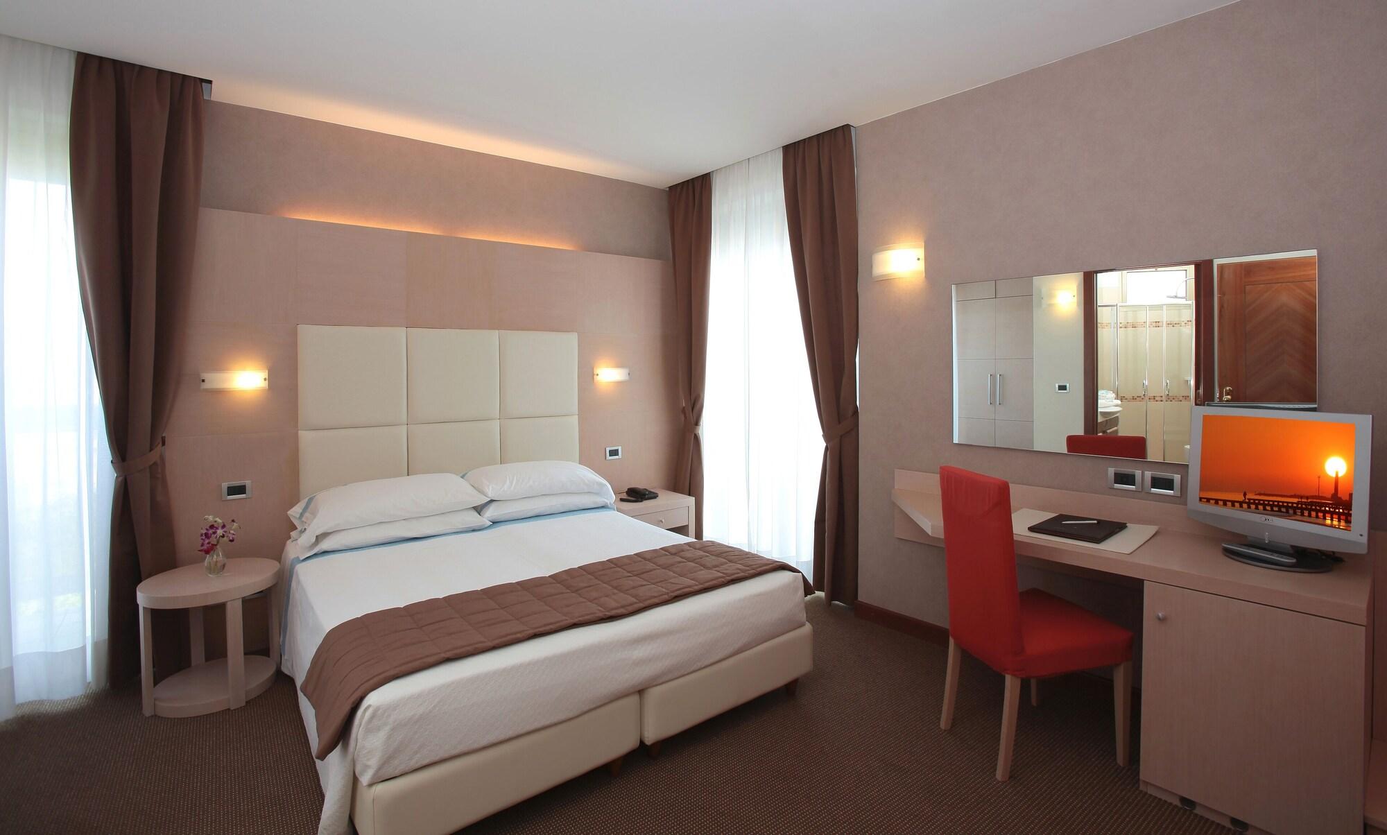 Hotel Rivamare Lido di Jesolo Exterior foto
