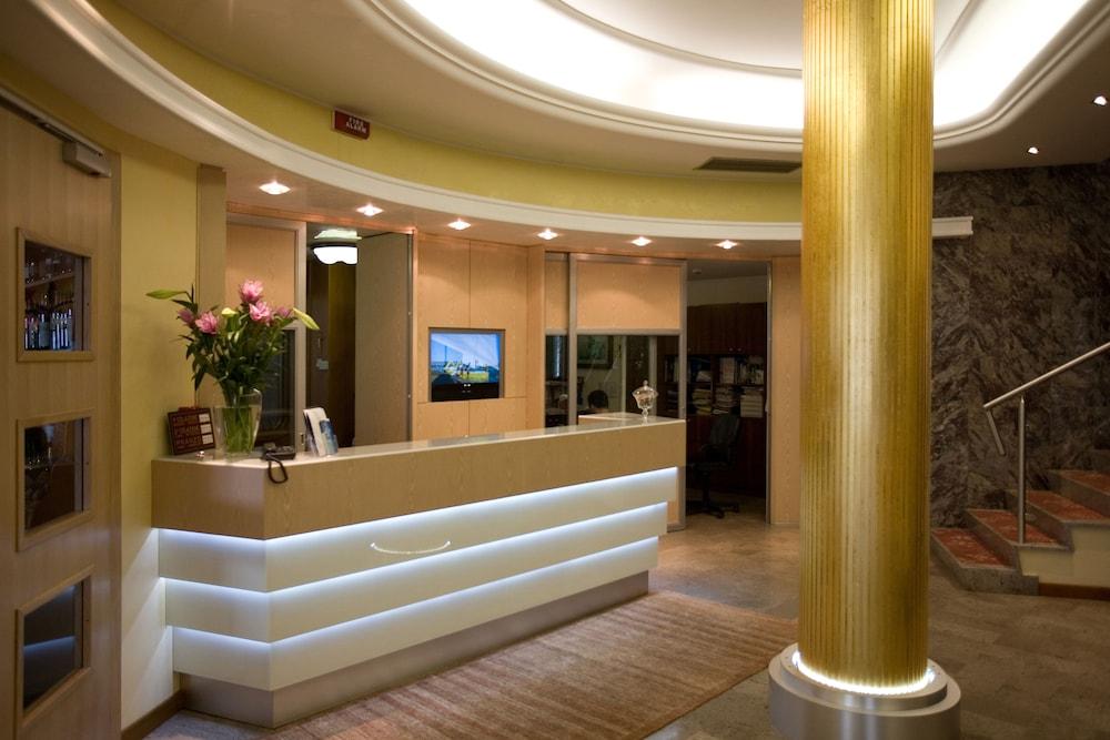 Hotel Rivamare Lido di Jesolo Exterior foto